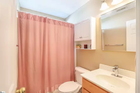 Bath - 120 Rounded Wing Dr, Easley, SC 29642 photo 4 of 4