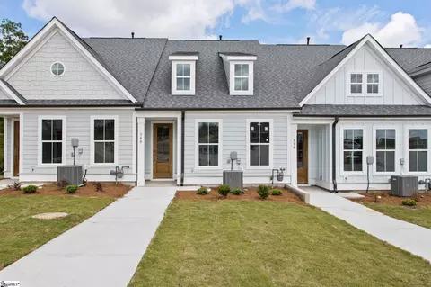 340 Lake Greenwood Blvd, Greenwood, SC 29649