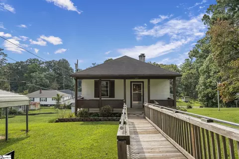 Exterior - 107 Cobb St, Easley, SC 29640 photo 2 of 4