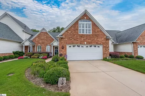 210 Boothbay Ct, Simpsonville, SC 29681