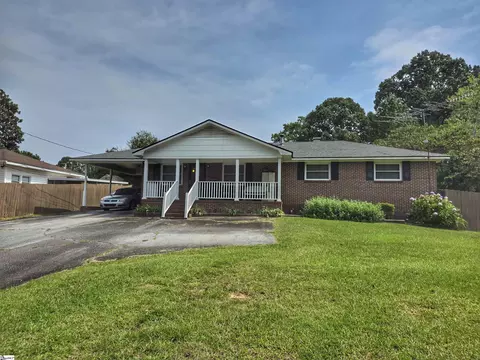 340 Pineneedle Rd, Union, SC 29379