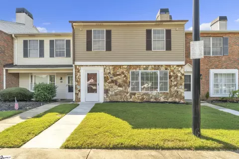 6 Birchview St, Taylors, SC 29687