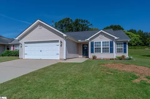 146 Kingscreek Dr, Greer, SC 29650
