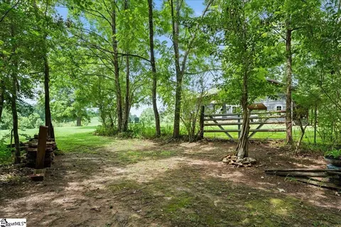 Exterior - 730 Ruby Ln, Walhalla, SC 29691 photo 7 of 13