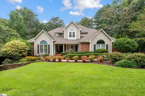 4 Dray Ct, Taylors, SC 29687