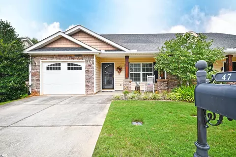 47 Hillsborough Dr, Anderson, SC 29621