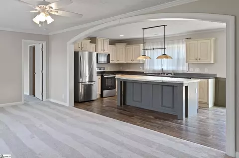 115 Lesley Rd, Pelzer, SC 29669 photo 5