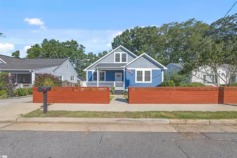 46 Glenn St, Greenville, SC 29607