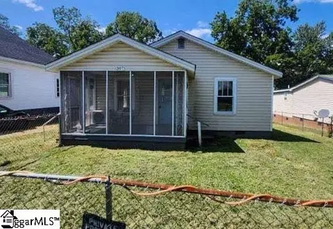 307 Ymca St, Greenville, SC 29611