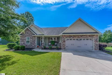 47 Jaden Ct, Greer, SC 29651