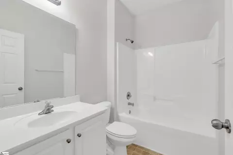 Bath - 155 Heritage Place Dr, Pendleton, SC 29670 photo 2 of 2