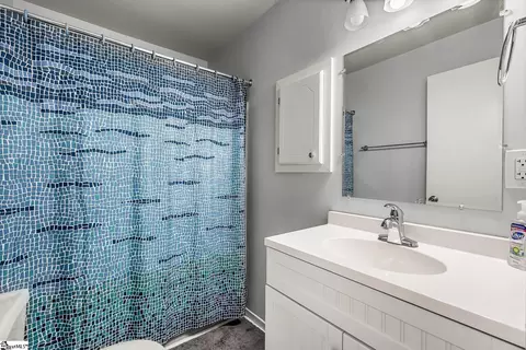 Bath - 511 Corning St, Anderson, SC 29624 photo 1 of 2