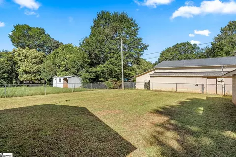 Exterior - 511 Corning St, Anderson, SC 29624 photo 3 of 4
