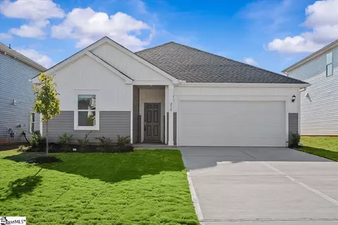 212 Tantalus St, Gray Court, SC 29645