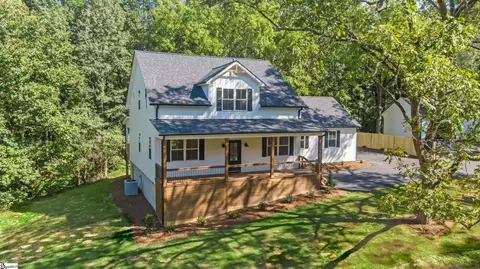 780 White Horse Road Ext, Travelers Rest, SC 29690
