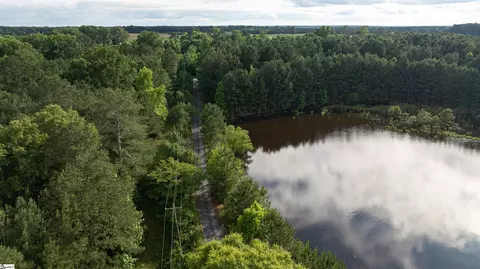 038 Crowder Rd, Kinards, SC 29355