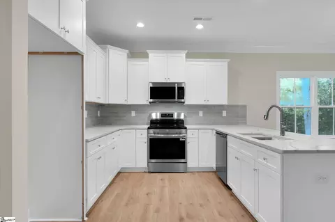 Kitchen - 155 Carrousel Dr, Central, SC 29630 photo 1 of 1