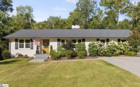 112 Robin Hood Rd, Greenville, SC 29607