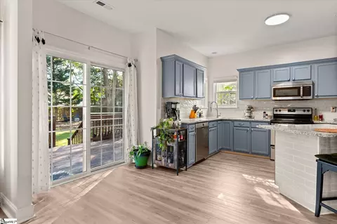 Kitchen - 5 Bathurst Ln, Simpsonville, SC 29681 photo 1 of 7