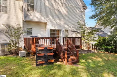 Exterior - 5 Bathurst Ln, Simpsonville, SC 29681 photo 5 of 13
