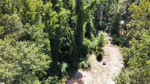174 Peden Rd # A, Fountain Inn, SC 29644