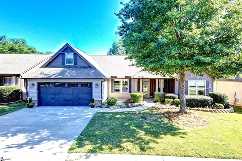 4 Dolerite Dr, Taylors, SC 29687