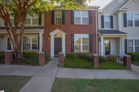 110 Auburn Top Ln, Mauldin, SC 29662