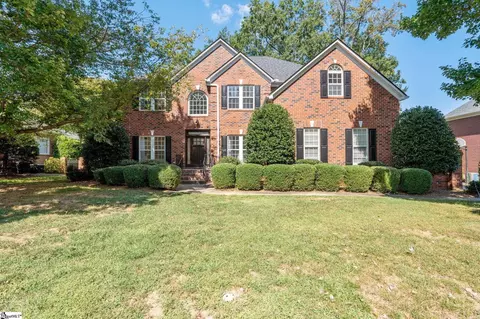 220 Huddersfield Dr, Simpsonville, SC 29681