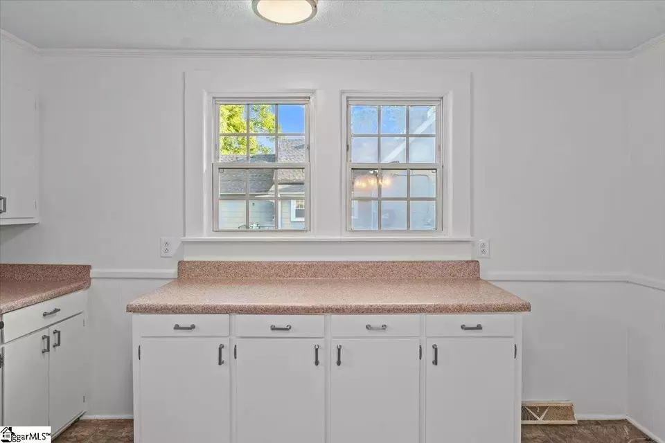 Kitchen - 57 Allen St, Greenville, SC 29605 photo 3 of 3