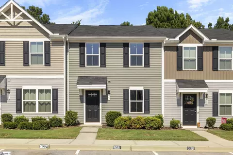 509 Hampton Townes Dr, Greenville, SC 29617