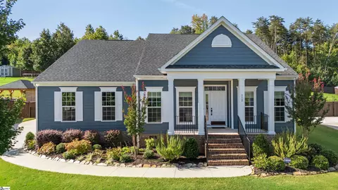 112 Knox Valley Ln, Greenville, SC 29609