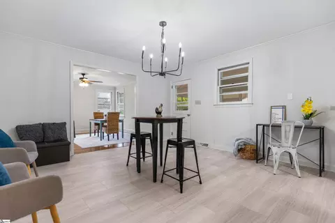 Dining - 17 E Summit Dr, Ware Shoals, SC 29692 photo 3 of 3