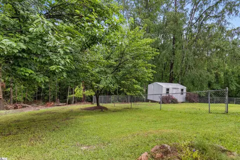 Exterior - 17 E Summit Dr, Ware Shoals, SC 29692 photo 5 of 9