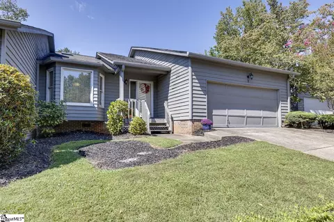 2 Club Pointe Pointe, Taylors, SC 29687