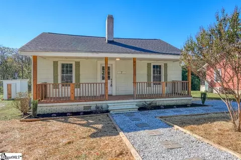 7 Ross St, Greenville, SC 29611