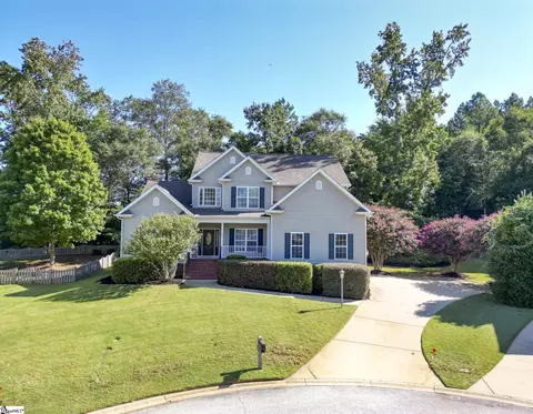 1205 Farming Creek Dr, Simpsonville, SC 29680
