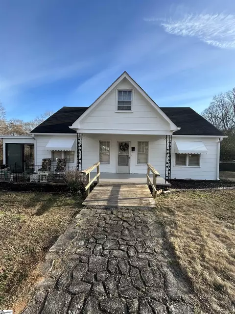 304 Stutts Ave, Union, SC 29379