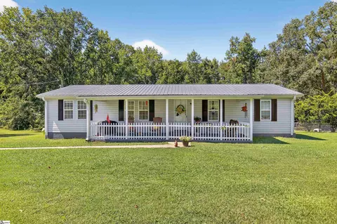 296 Henderson Church Rd, Gray Court, SC 29645