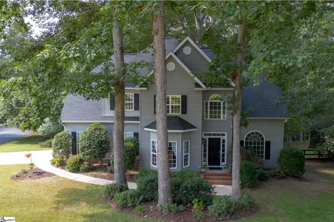 1 Mallard Ridge Pl, Simpsonville, SC 29680