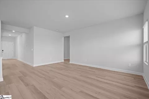 1624 Switchback Cir, Moore, SC 29369 photo 8