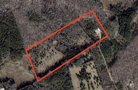 1 Potato House Rd, Gray Court, SC 29645