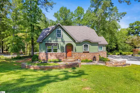 323 S Cove Rd, Seneca, SC 29672
