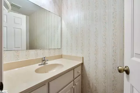 Bath - 101 Seven Oak Dr, Pendleton, SC 29670 photo 4 of 4