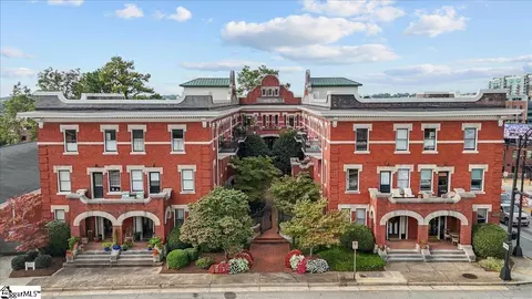 400 E Washington St UNIT 27, Greenville, SC 29601