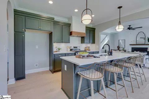 Kitchen - 201 Green St, Greer, SC 29650 photo 2 of 4