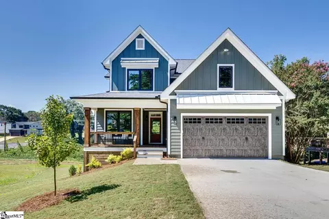 201 Green St, Greer, SC 29650