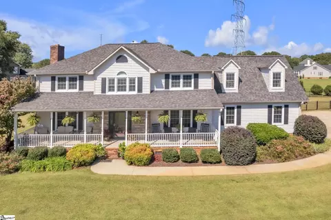 101 Silver Ridge Ct, Greer, SC 29651