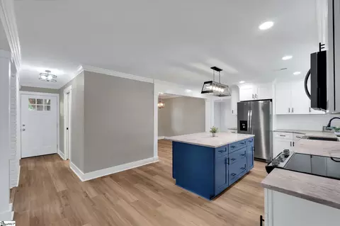 403 Wesleyan Dr, Central, SC 29630 photo 7
