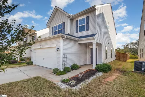 106 Ashborne Ln, Simpsonville, SC 29681