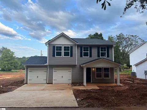 15 Southern St, Liberty, SC 29657